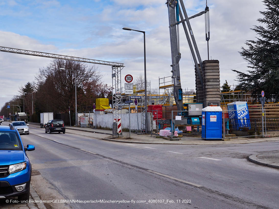 11.02.2023 - Baustelle Niederalmstraße 16 in Neuperlach